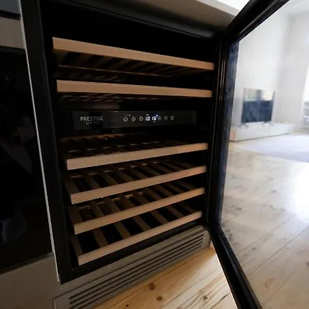 2ndhomes Luxury 3 Bedroom Brand New 106 M2 With In Center