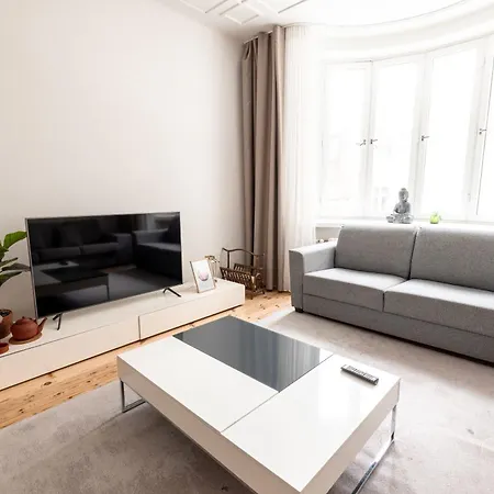 Stylish 3br In Center With Sauna Tub Appartement *